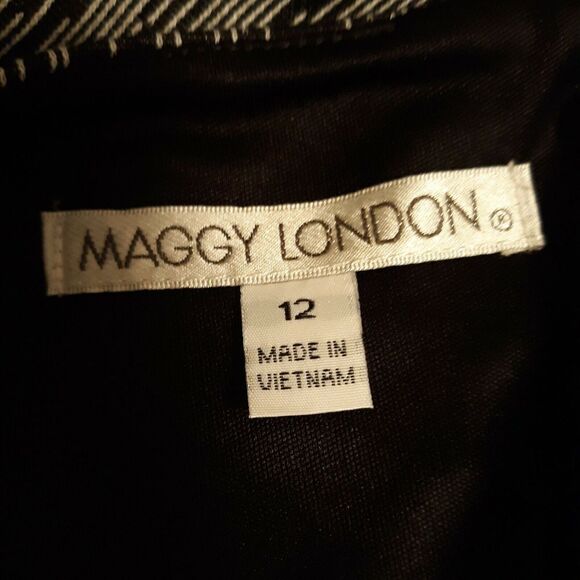 Maggy London Black White Knit Dress Faux Leather Accent Elbow Patches Size 12 - Picture 7 of 10